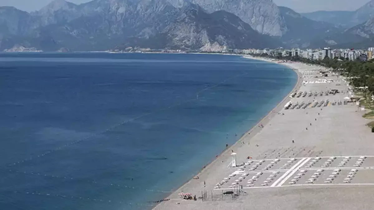 Konyaaltı Plajı'na Yakın Başka Gezilecek Yerler Nereler