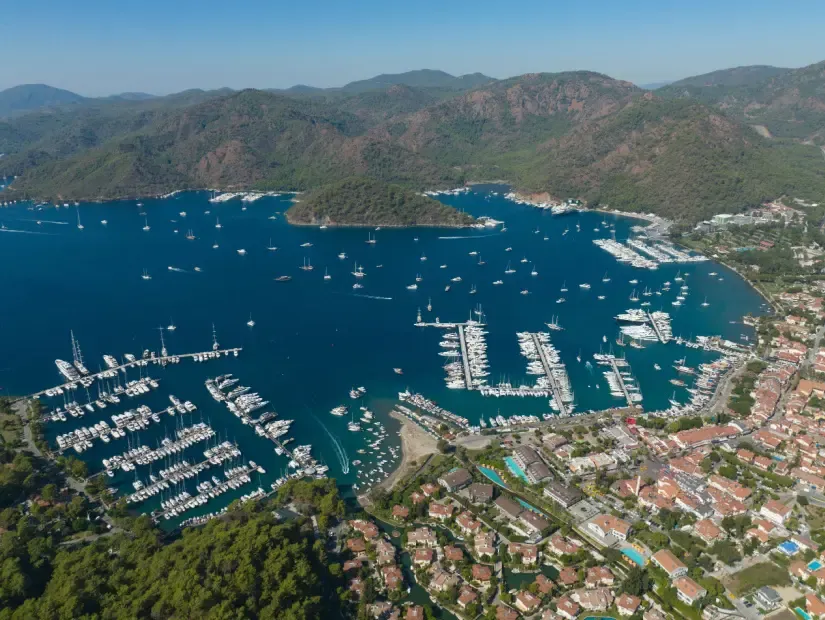 Göcek’te Tekne Tatili Lüks Ve Huzurun Buluştuğu Konaklamalı Deneyim
