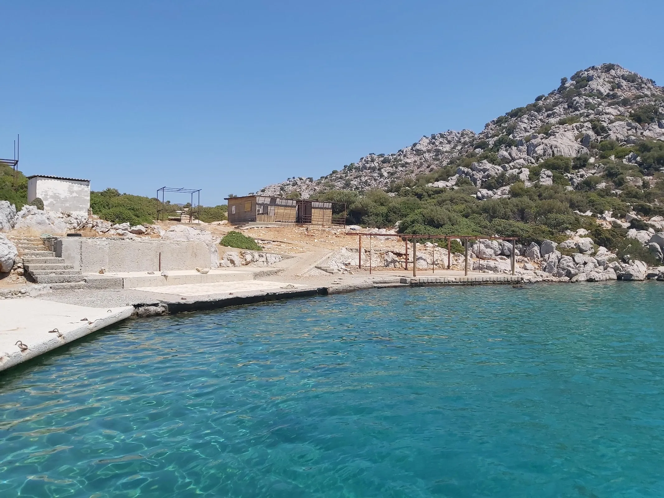 Saksılı Koyu'na Tekneyle Ulaşılabilir Mi